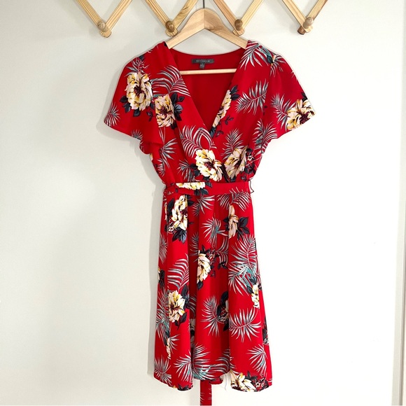 Suzy Shier Red Floral Wrap Dress - Picture 1 of 4